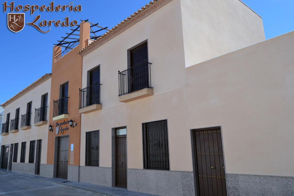 Hospederia Laredo Hotell La Carlota Exteriör bild