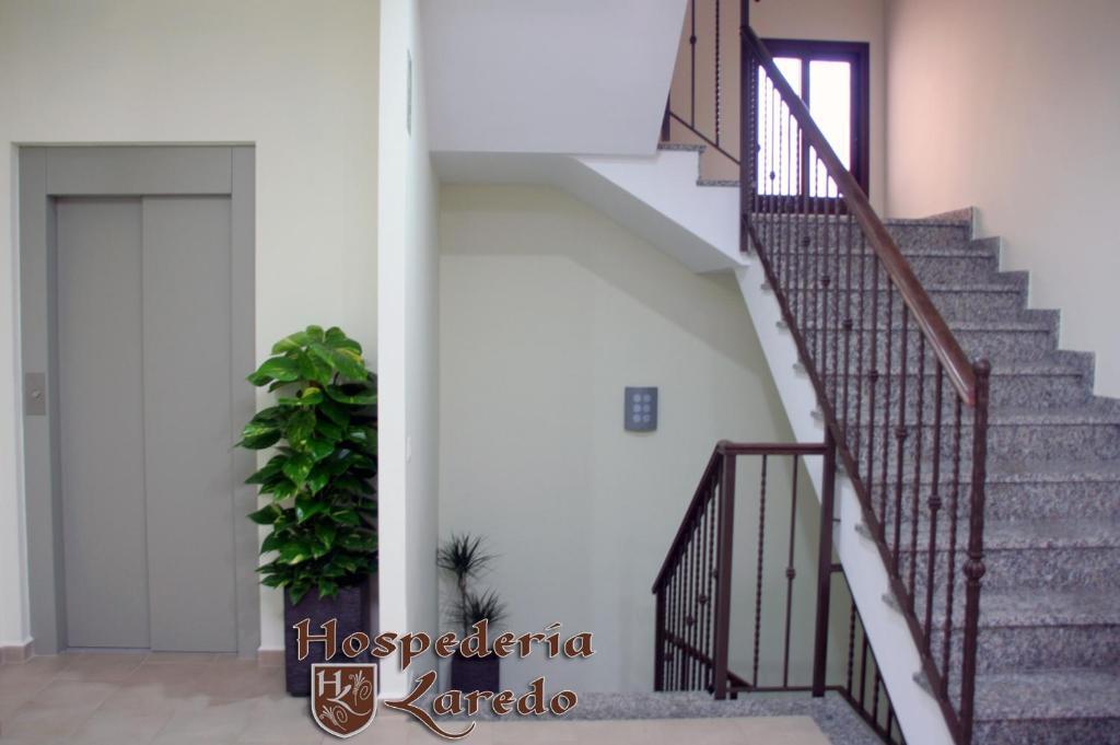 Hospederia Laredo Hotell La Carlota Exteriör bild