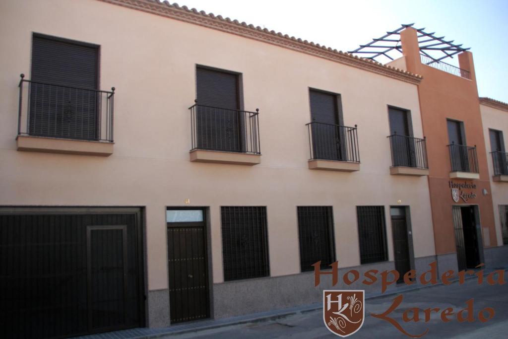 Hospederia Laredo Hotell La Carlota Exteriör bild