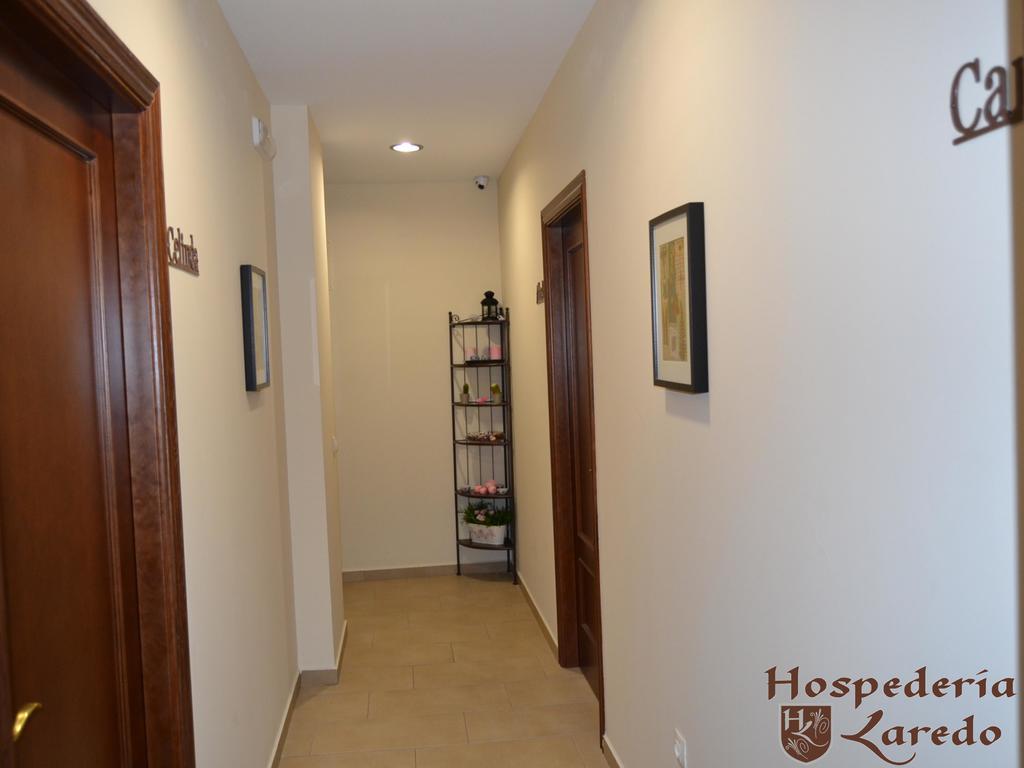 Hospederia Laredo Hotell La Carlota Exteriör bild